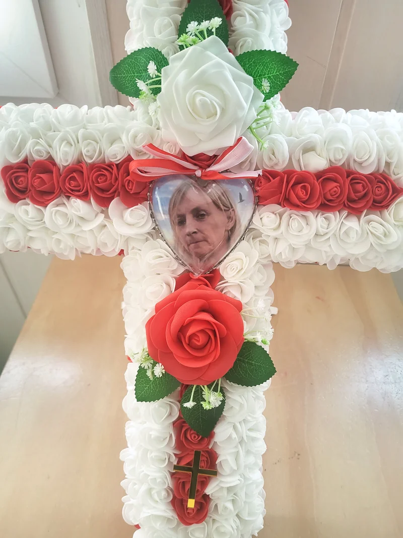 Croix avec photo pour monument funéraire