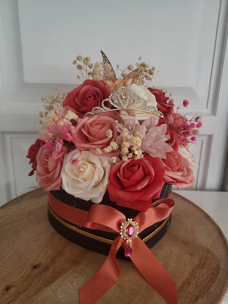 Boite florale en forme de cœur
