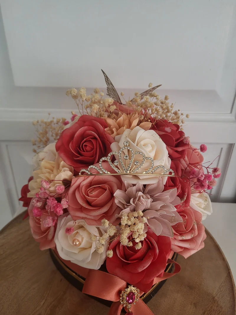 Boite florale en forme de cœur