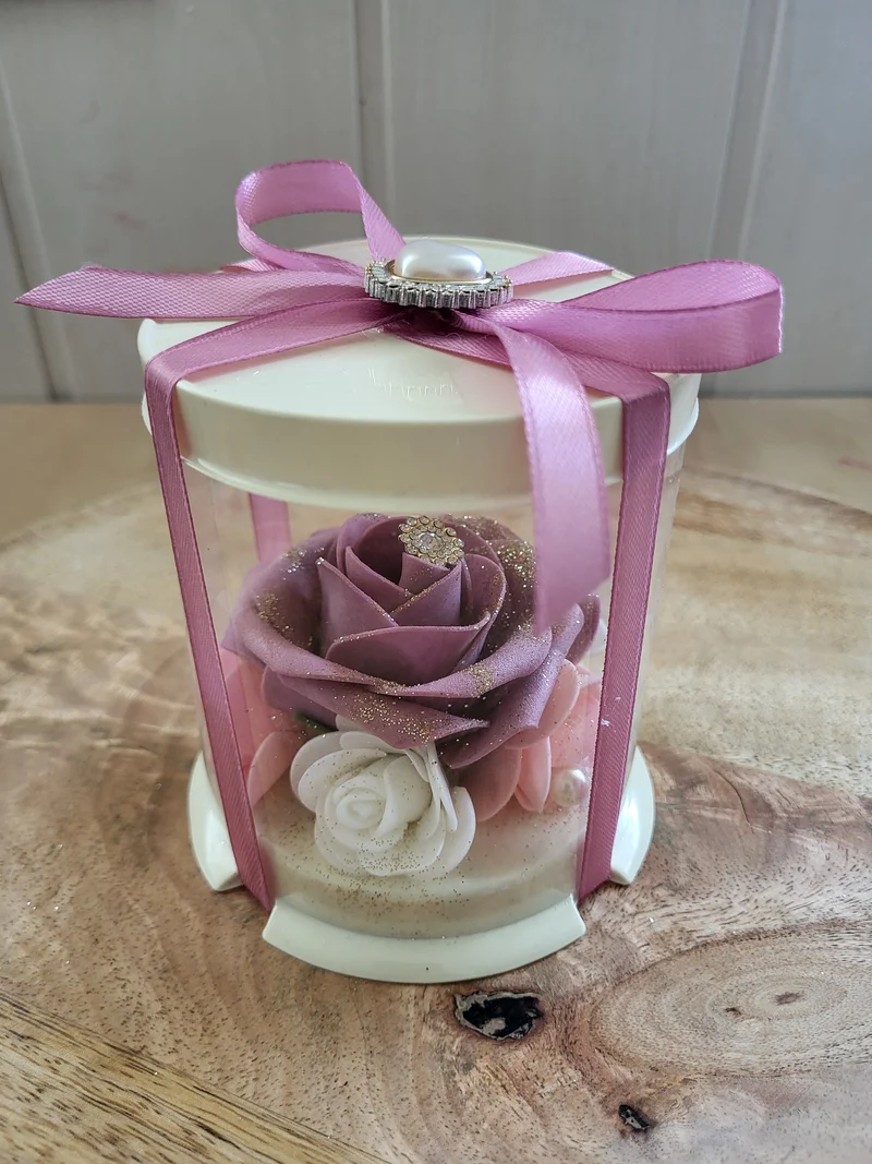 Boîte pour decoration en plastique