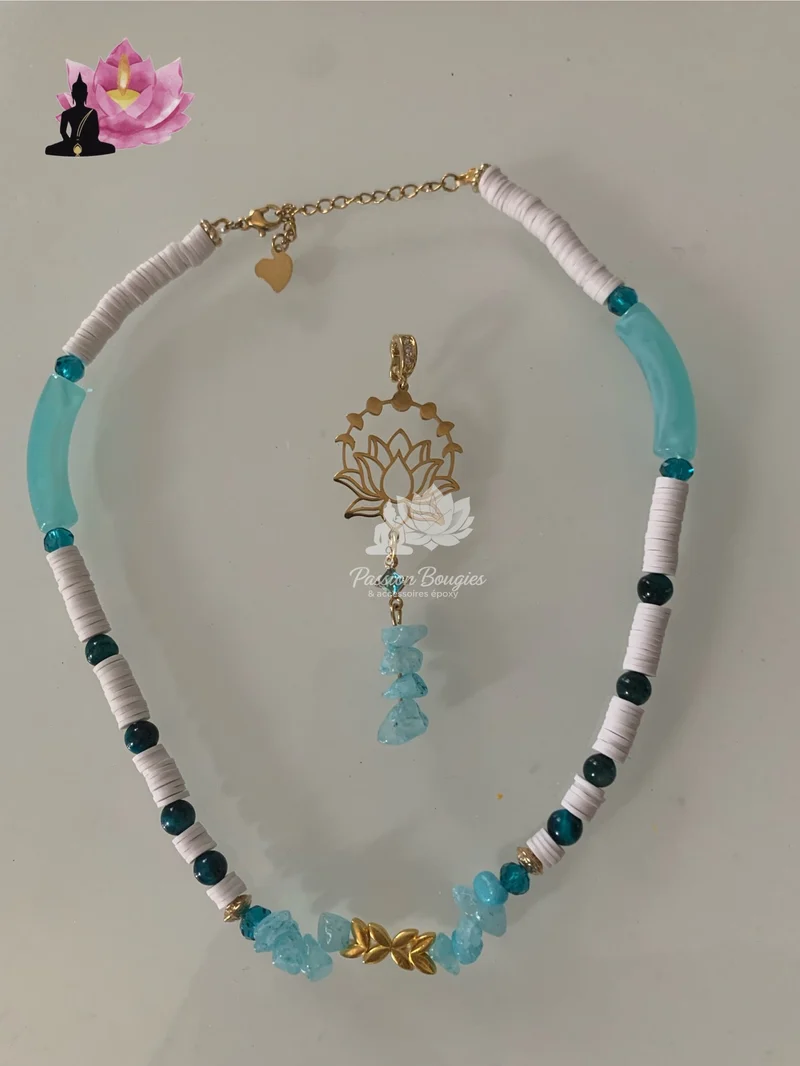 Collier lotus bleu