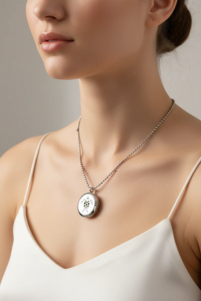 Collier Médaillon Tortue Diffuseur d’Huiles Essentielles | Aromathérapie 25mm