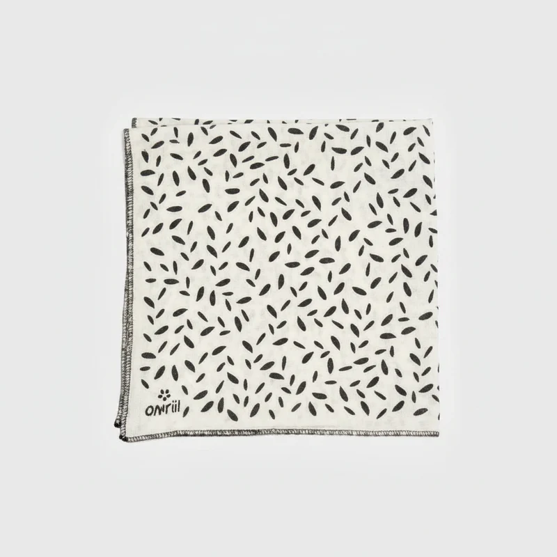 Furoshiki Pétales AVRIL – Coton Bio Certifié GOTS, Emballage Cadeau Zéro Déchet & Fabriqué en France – 32x32cm