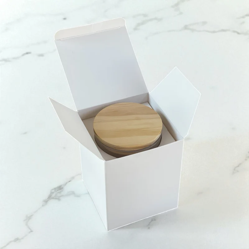 Boite classique blanche
