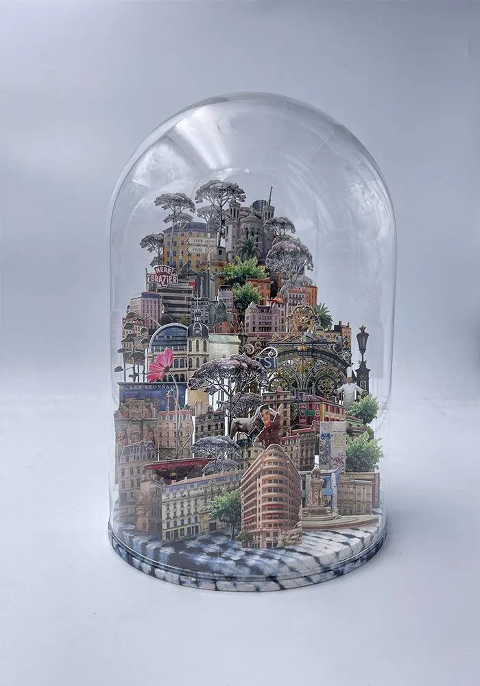 Cloche The Map Lyon