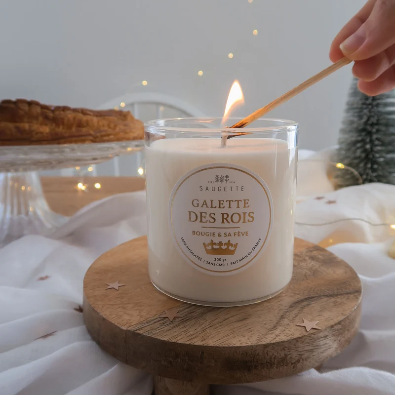 Galette des rois - Une bougie, une fève et une surprise !