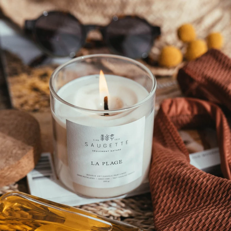 La plage - Bougie artisanale parfumée à la cire de soja naturelle
