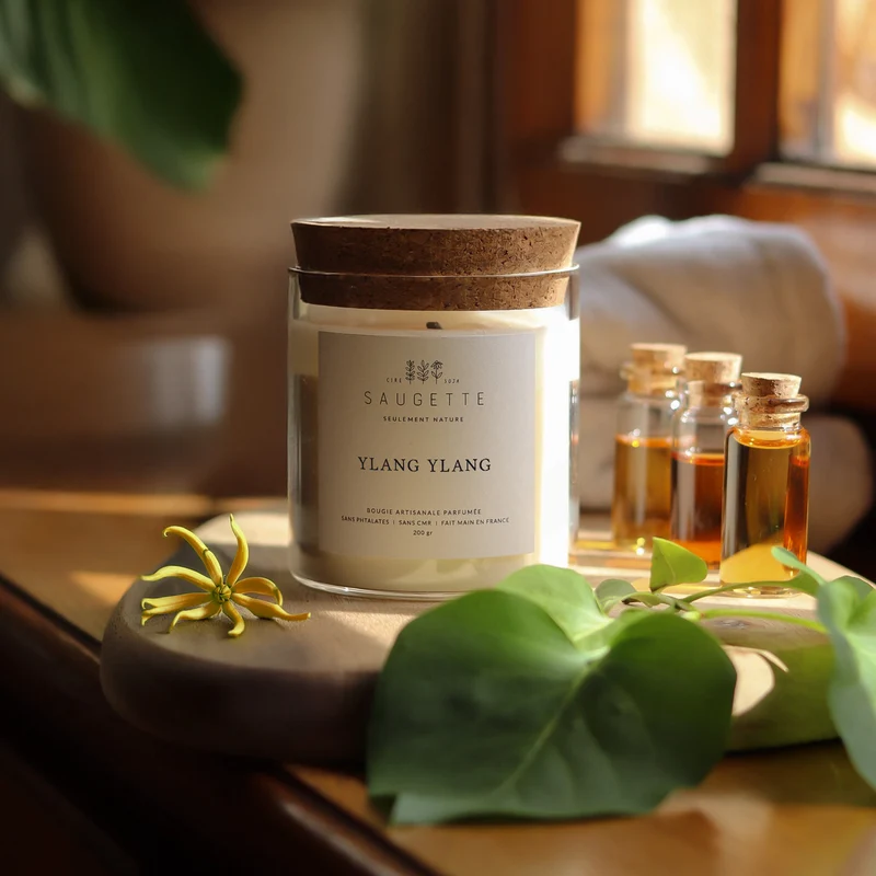 Ylang Ylang - Bougie artisanale parfumée à la cire de soja naturelle
