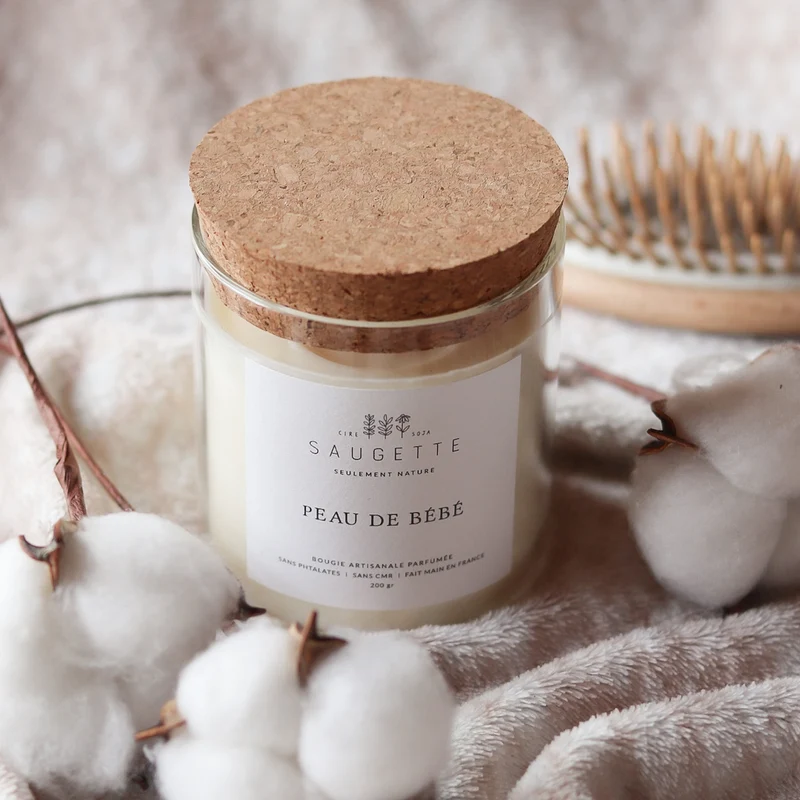 Peau de bébé - Bougie artisanale parfumée à la cire de soja naturelle