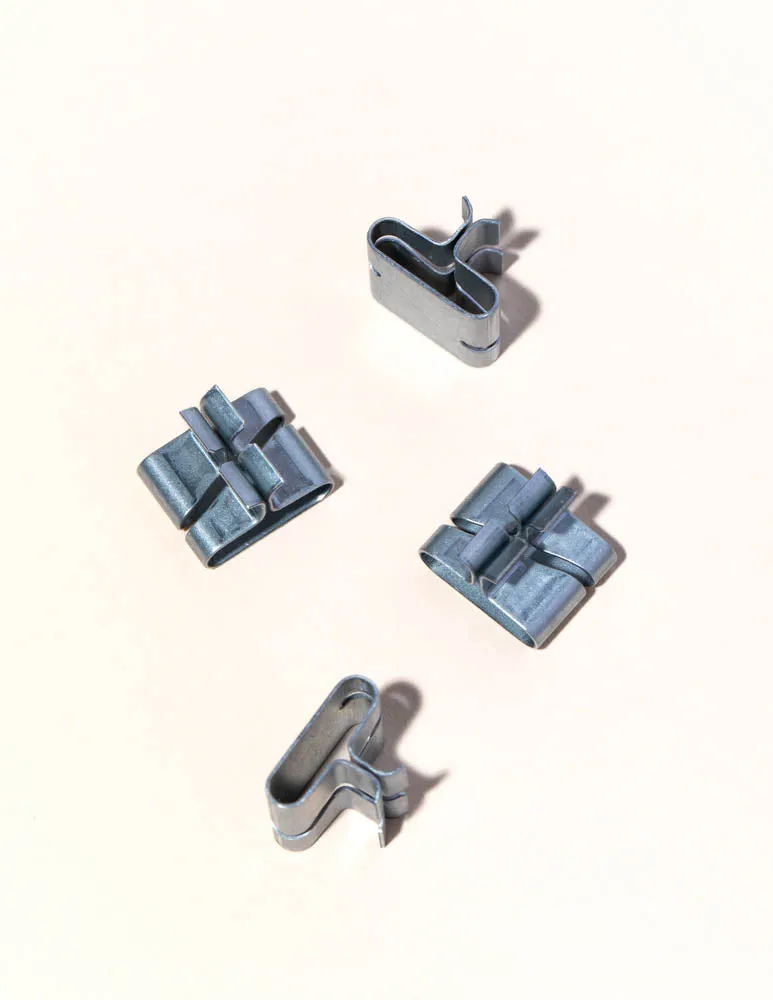 universal wood wick clip