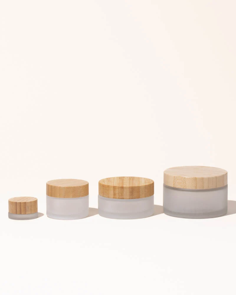 1.7oz / 50ml frosted glass & bamboo jar
