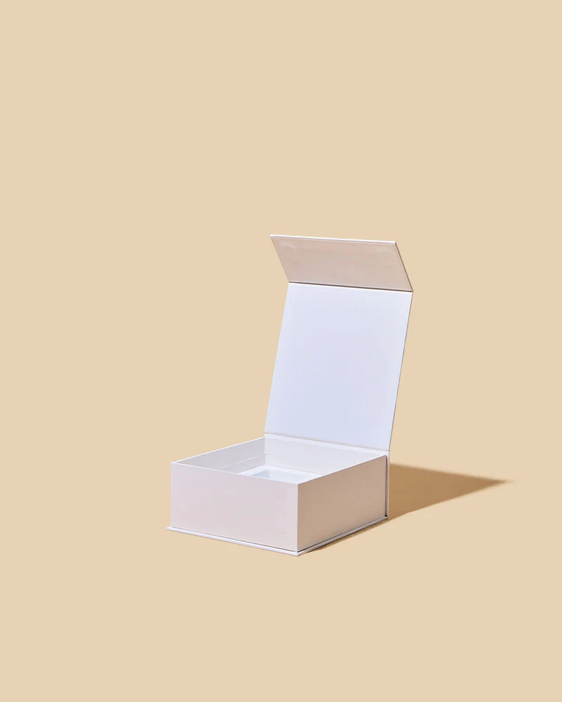 4-pack magnetic candle box 2.5oz