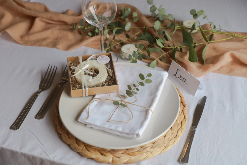 Suspensions parfumées personnalisées – Cadeaux invités mariage, baptême & événements