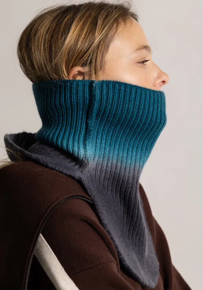 Col Cachemire Deep Dye Paon