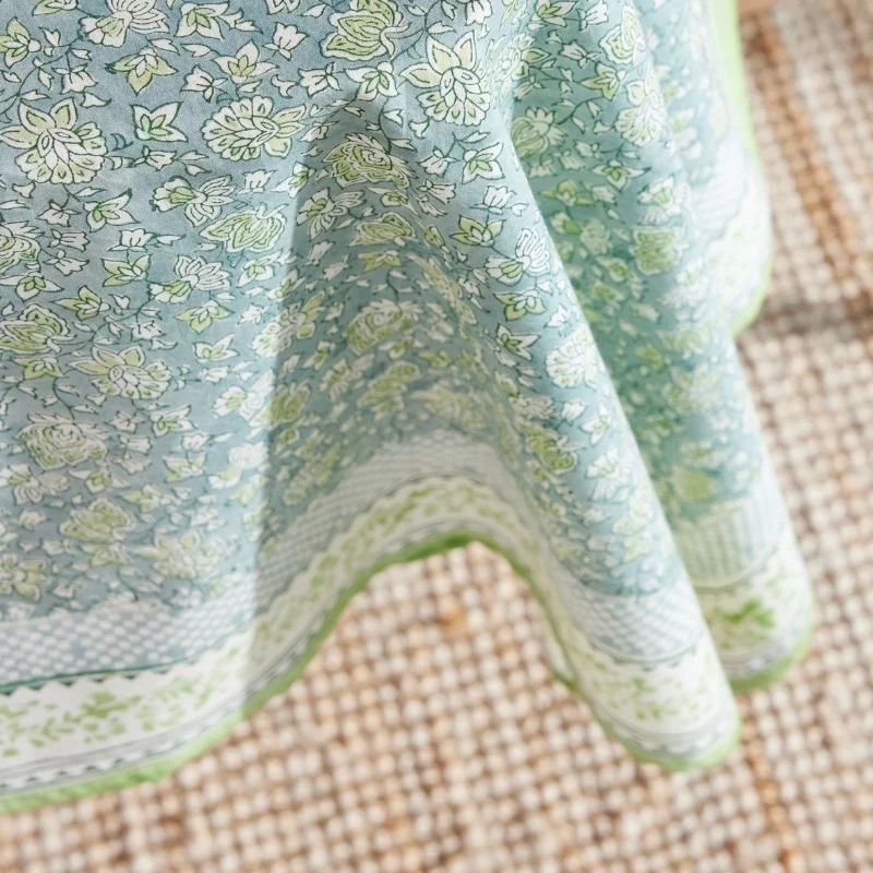 Nappe à fleurs bleu gris