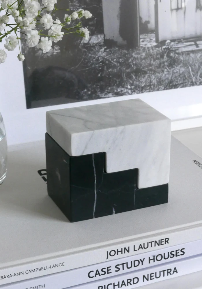 Serres Livres Stair Cube